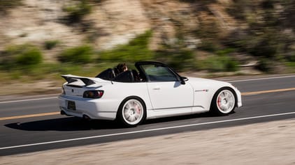 This modified Honda S2000R is the factory Type R we should have got ...