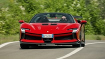 Hardtop Module Sf90 Ferrari SF90 XX Spider review: a hardcore folding hard-top? Reviews ...
