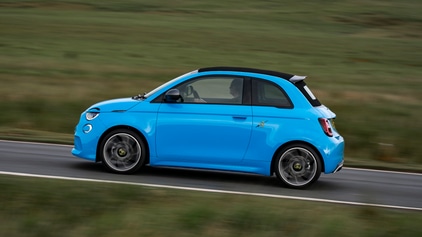 Abarth 500e Convertible review: what's this EV hot hatch like as a soft ...