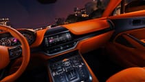 Aston Martin DBX707