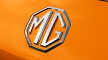 2004 MG XPower SV-R vs 2023 MG4 XPower