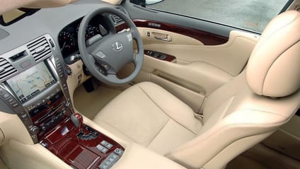 Lexus LS600h  