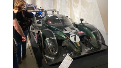 Bentley Speed 8