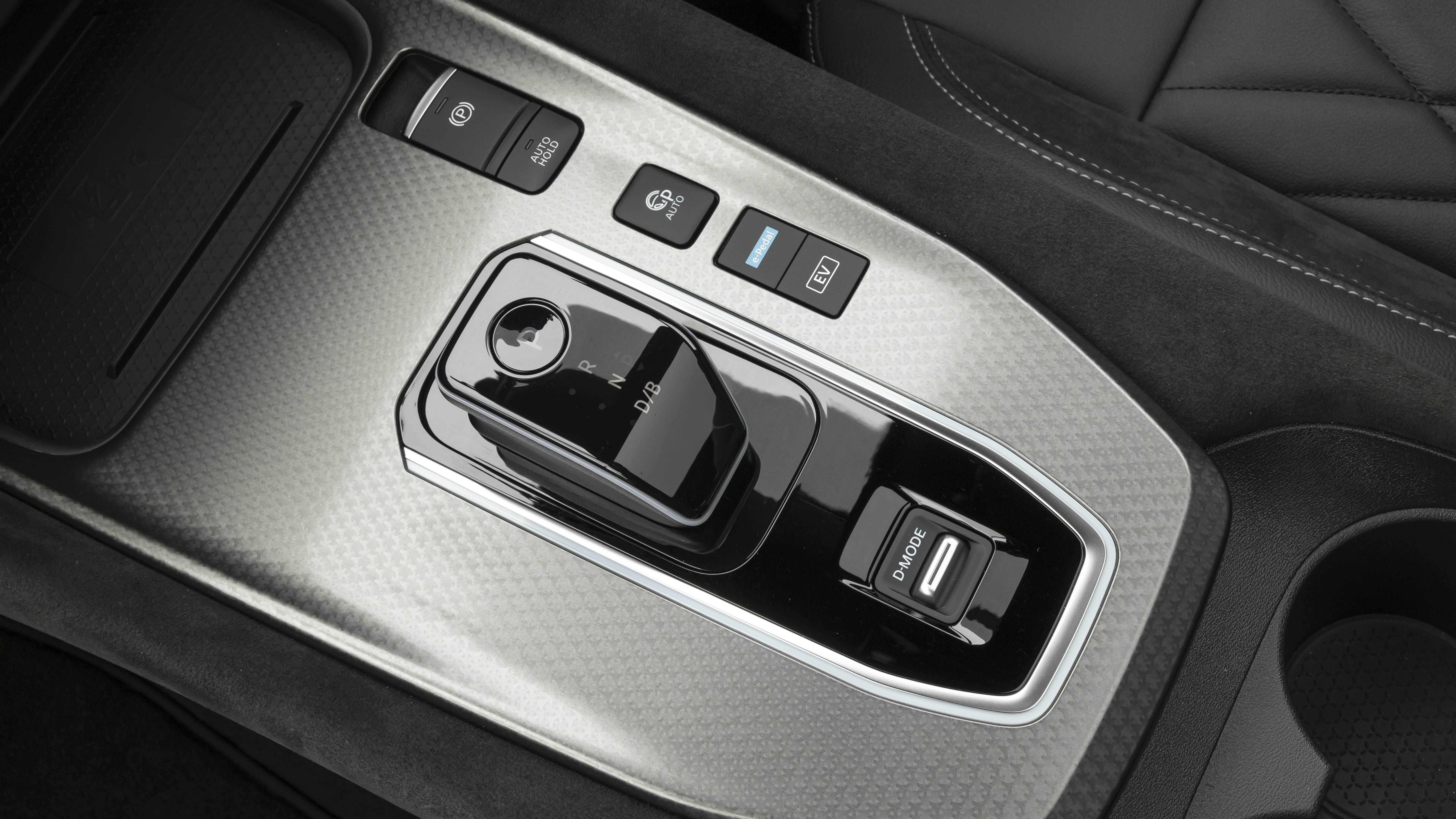 Nissan Qashqai Review 2026 | Top Gear, image size:6000x3375