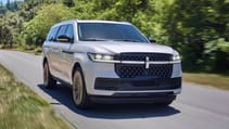 Lincoln Navigator Top Gear