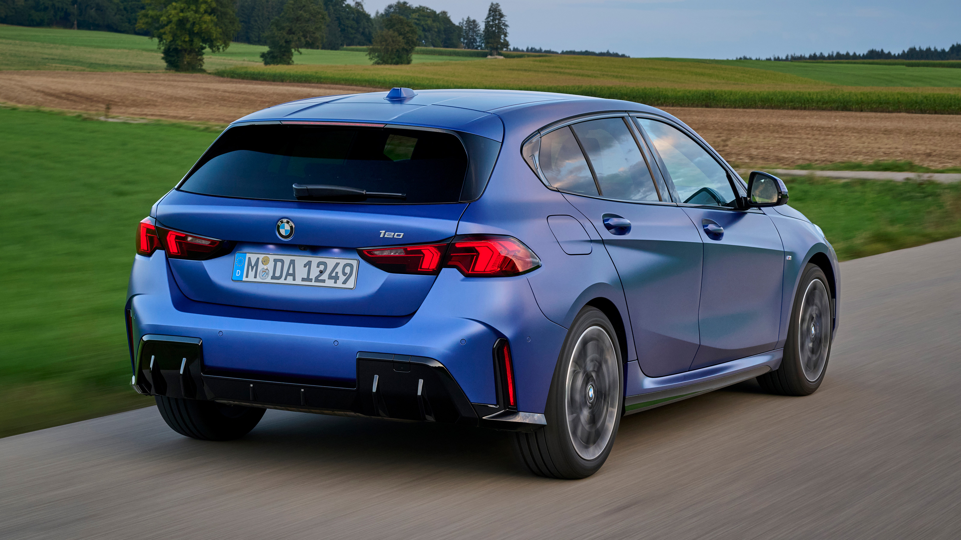 Bmw series 1 sport online