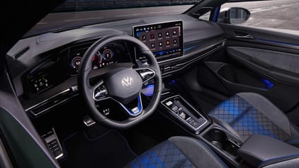 Volkswagen Golf R Interior Layout & Technology | Top Gear