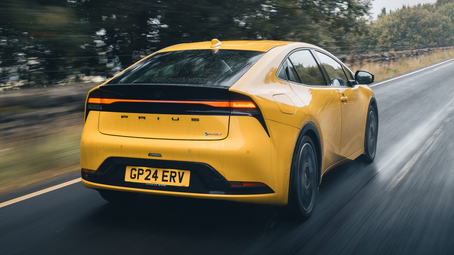 Toyota Prius Review 2025 | Top Gear