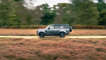 Land Rover Defender 130