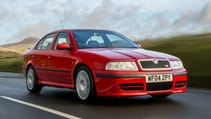 Škoda Octavia vRS exterior front three quarter dynamic