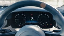 Maserati GranTurismo driver display