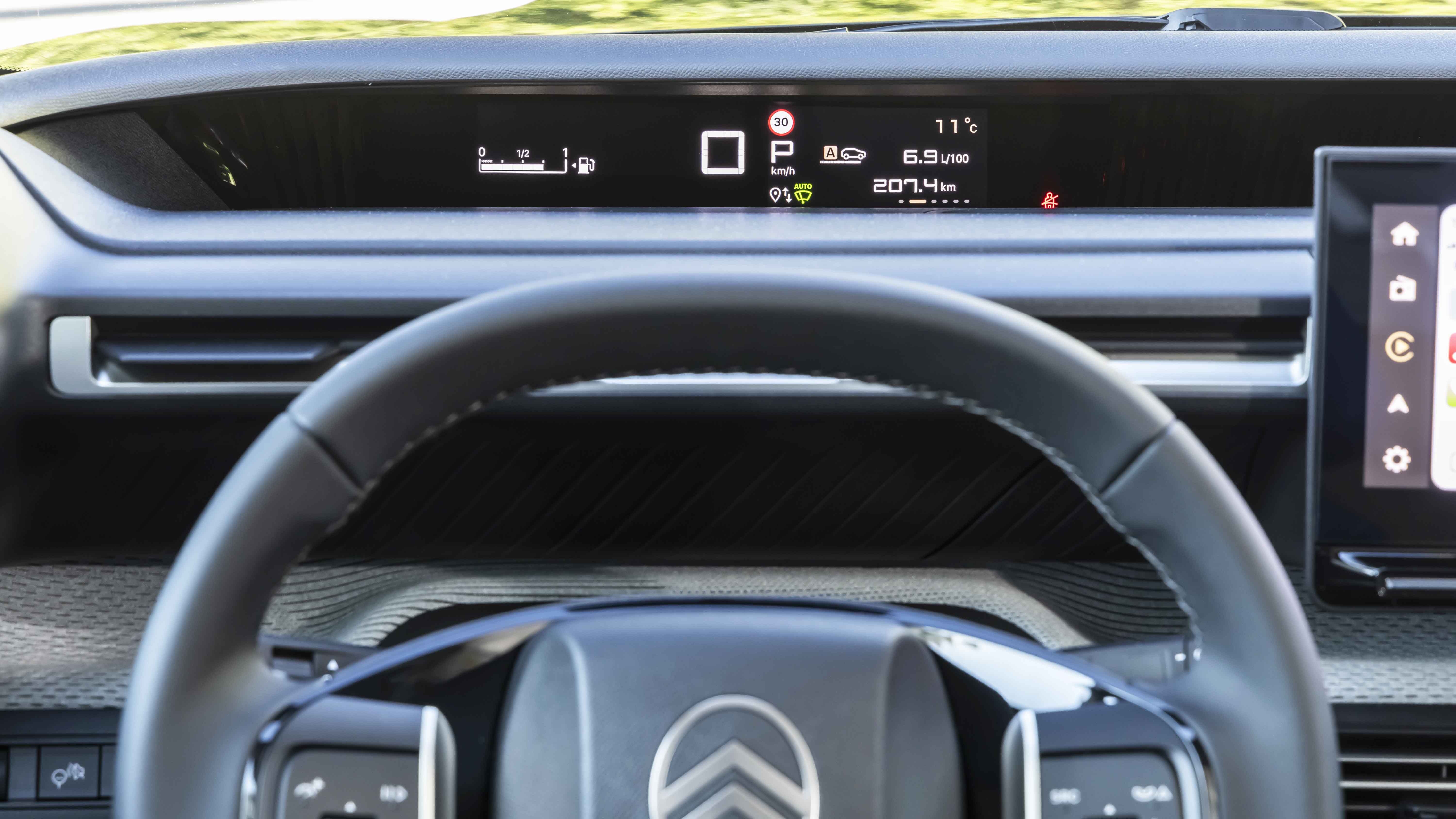 Citroen C3 Aircross hybrid interior steering wheel