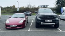 Ford Ranger Raptor, Porsche 996 Carrera 