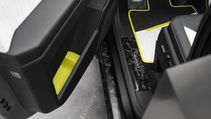 Shot of Mansory Elongation, door cill