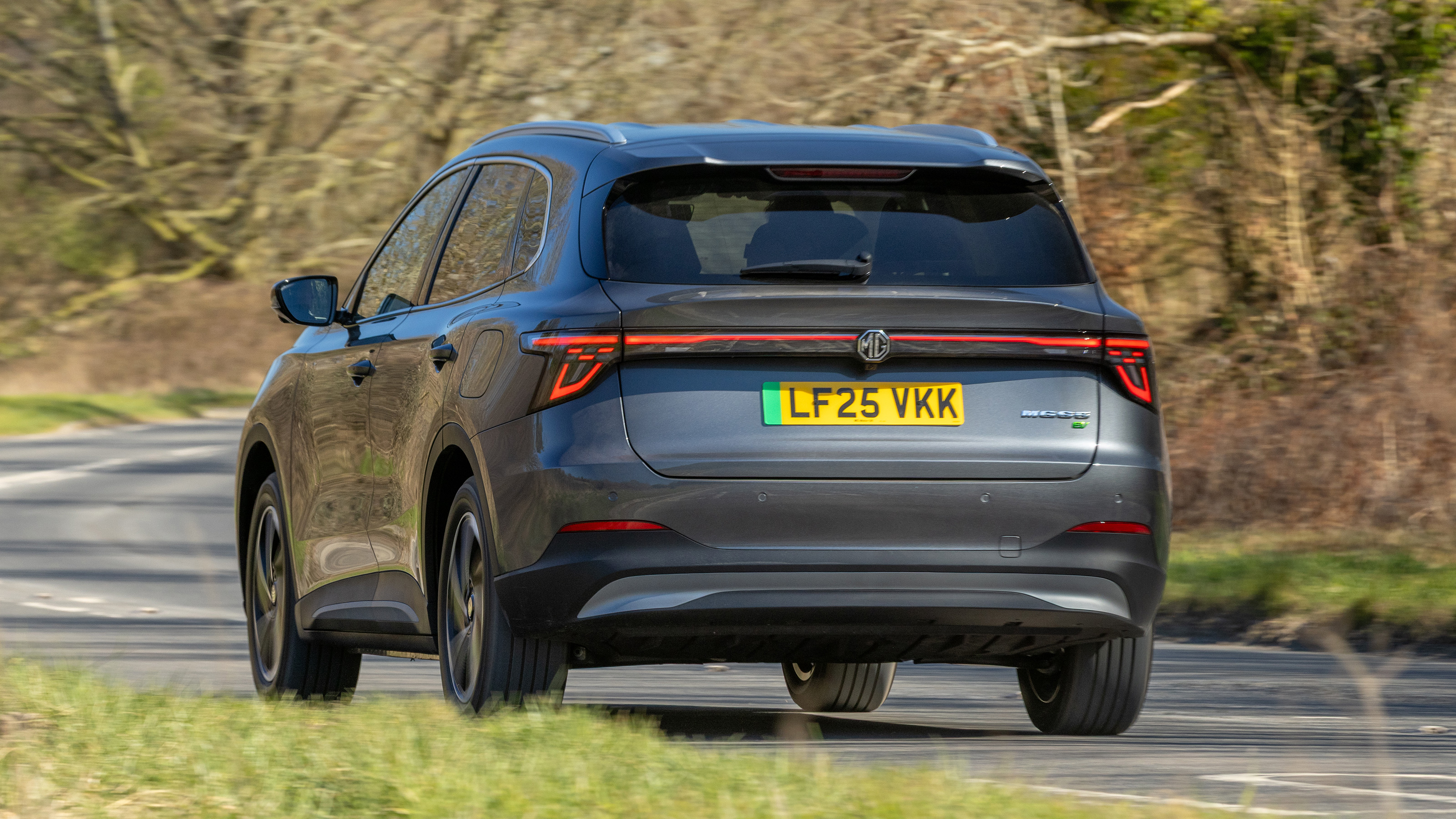 MG S5 EV rear