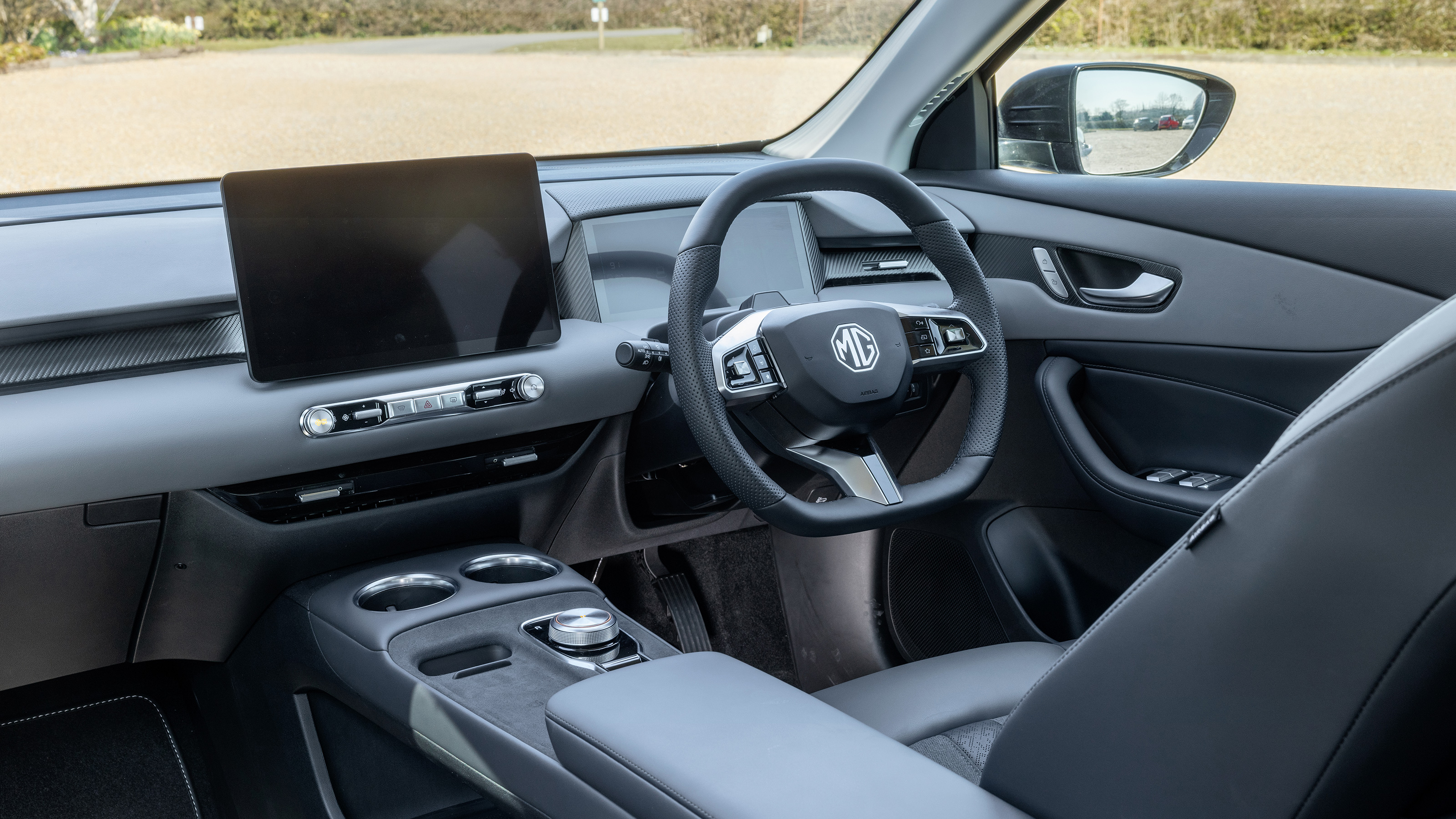 MG S5 EV interior