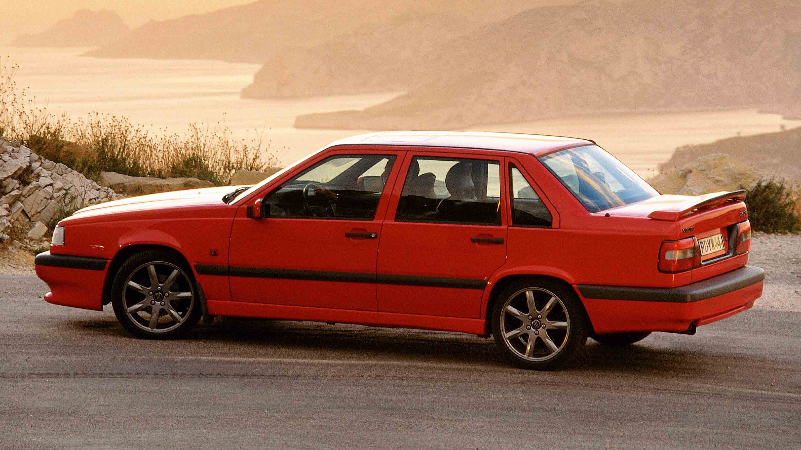 Volvo 850R