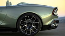 Aston Martin Vanquish Volante