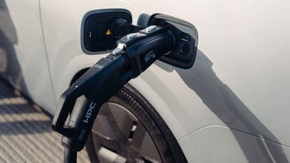 Li Auto Mega review: Chinese MPV is one of the fastest-charging EVs in ...