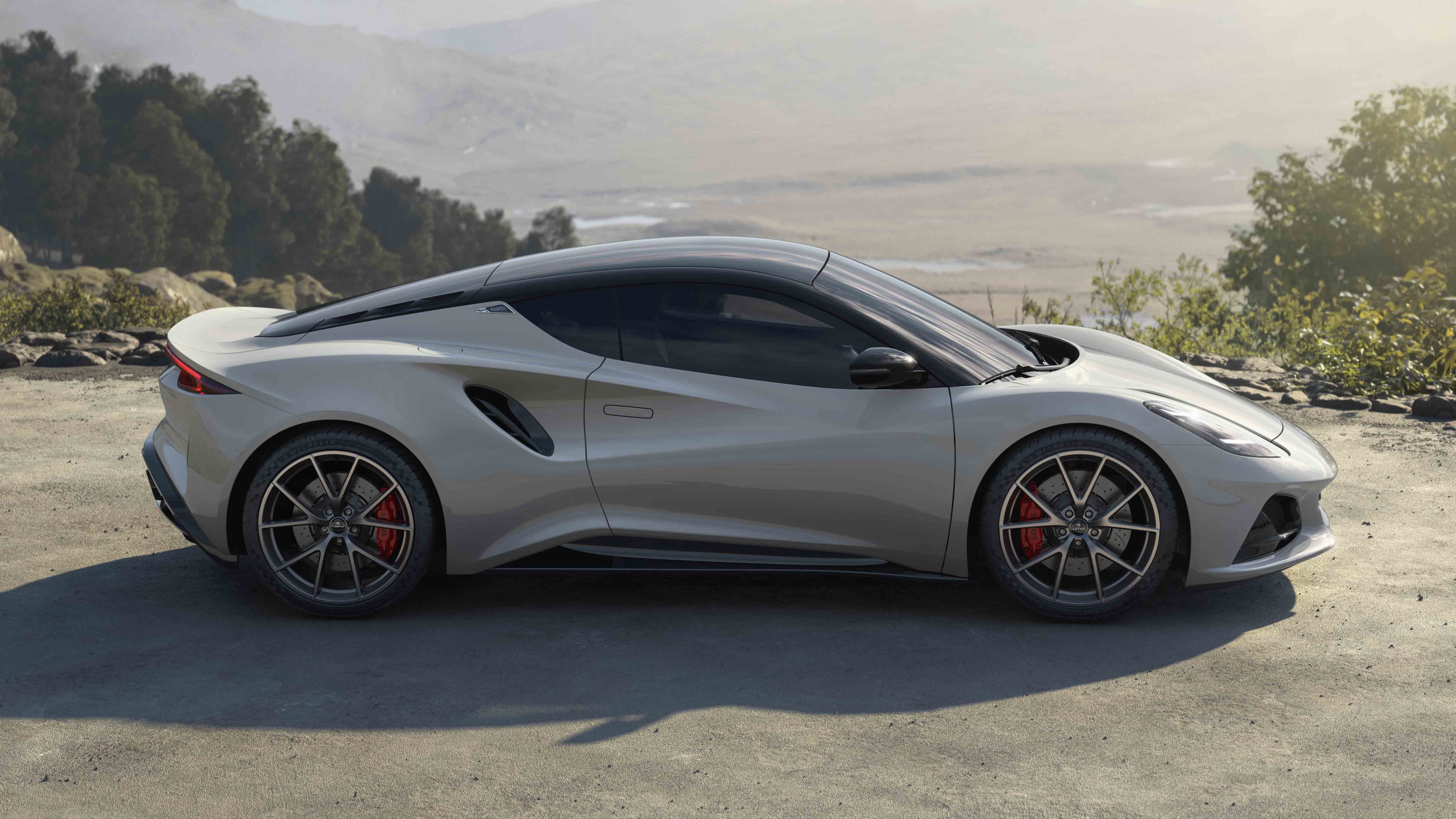Lotus Emira