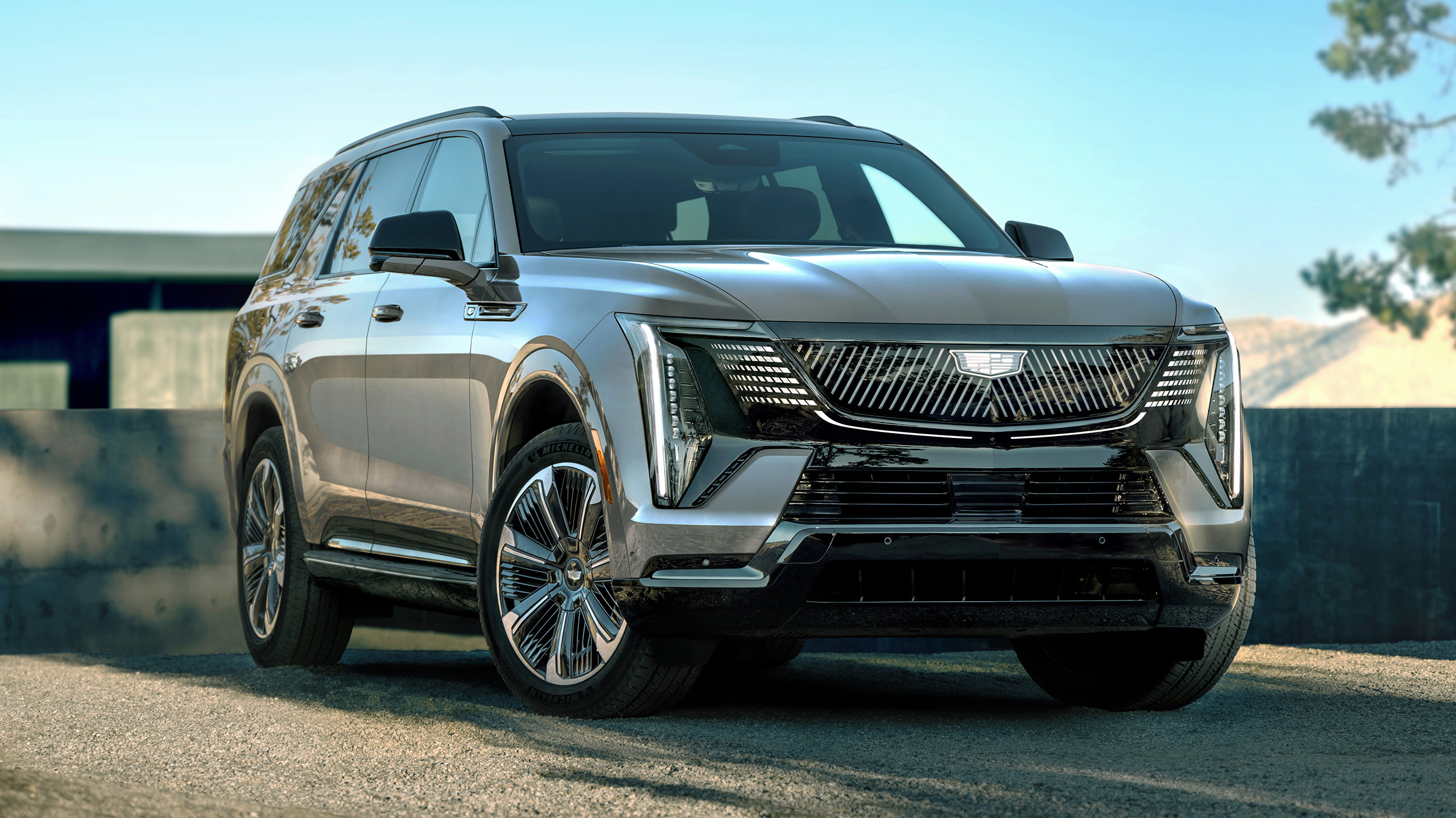 Cadillac Escalade IQL