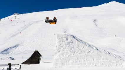 Guerlain Chicherit - Mini Countryman backflip