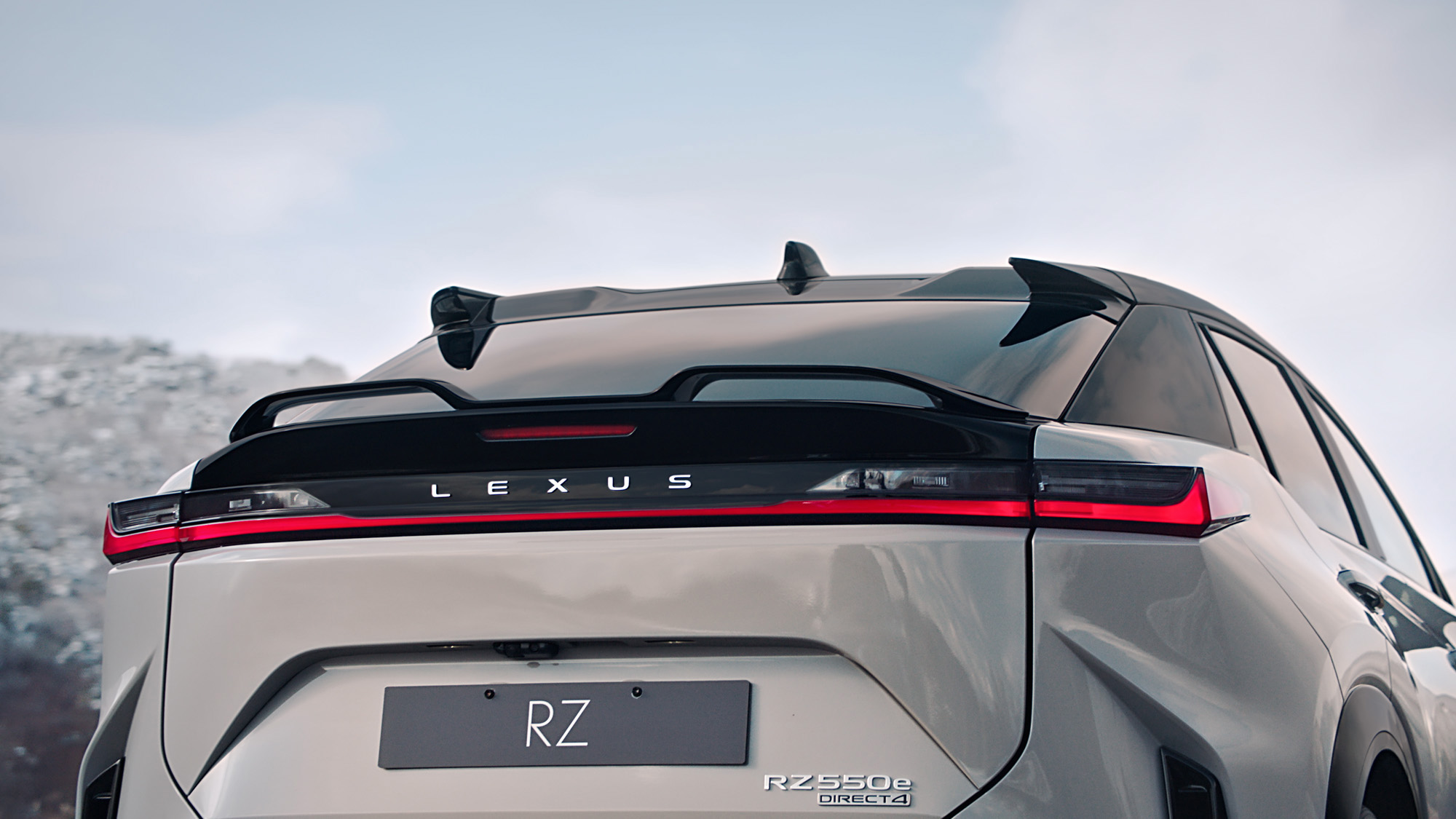 Lexus RZ 550e F Sport