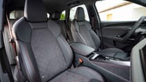 Audi SQ5 interior front seats static