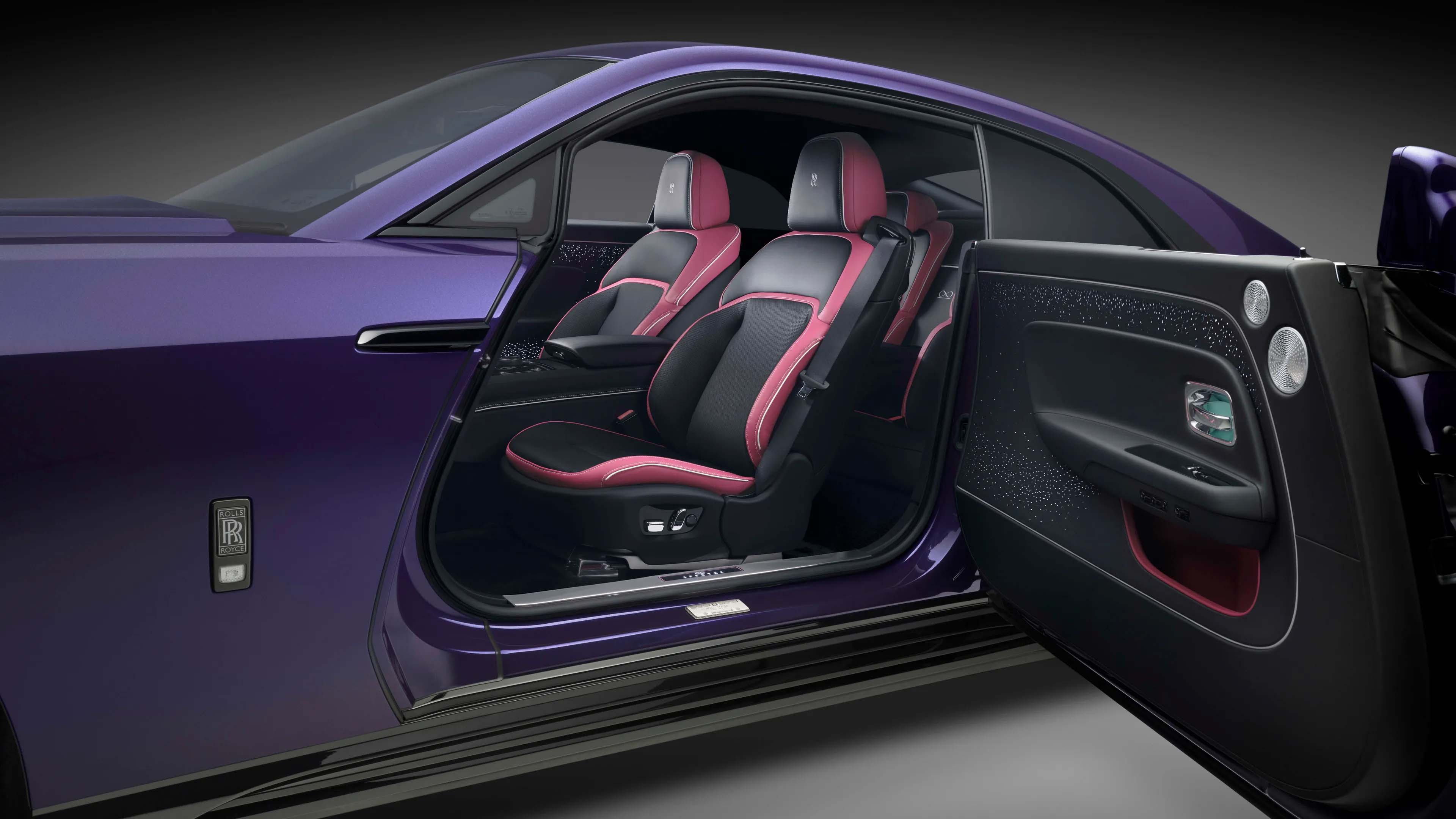 Rolls Royce Spectre Black Badge