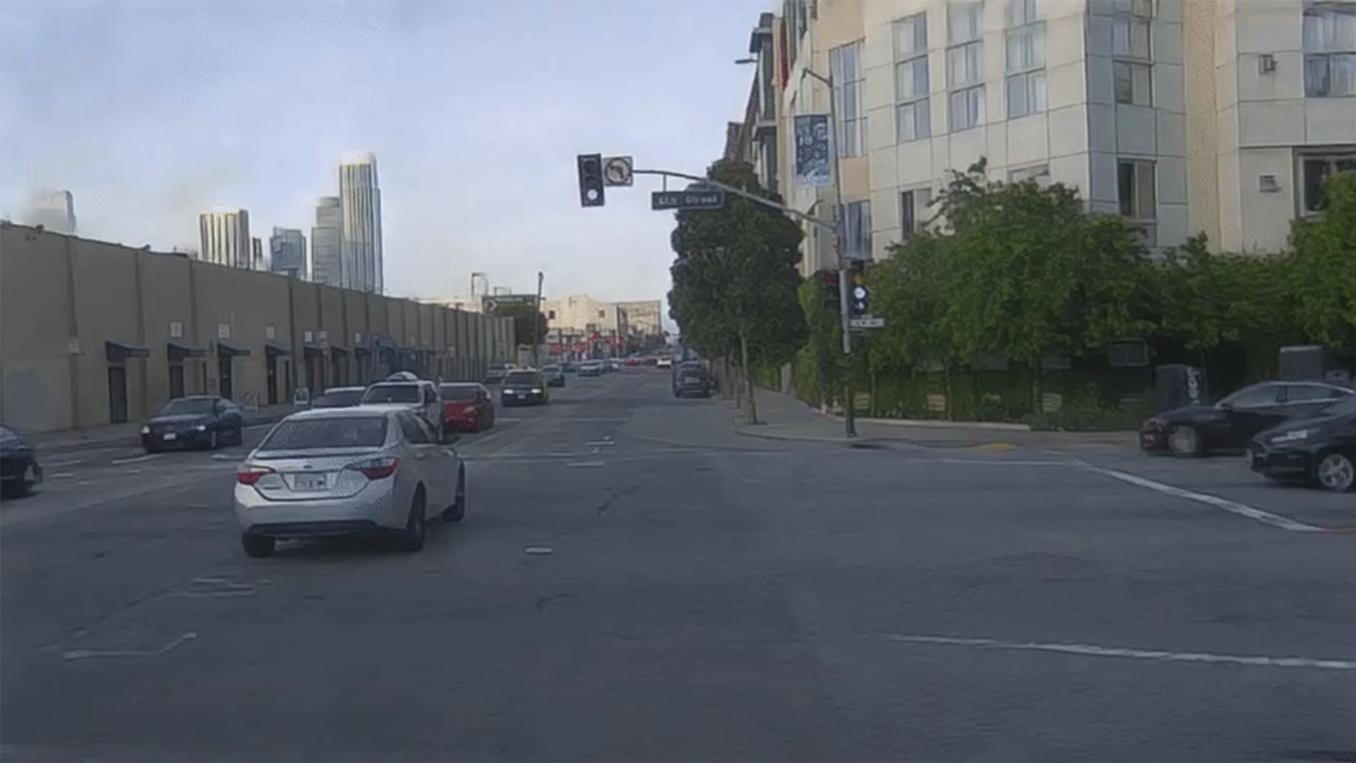 Gaussian splat render of Volvo sensor data points - traffic lights