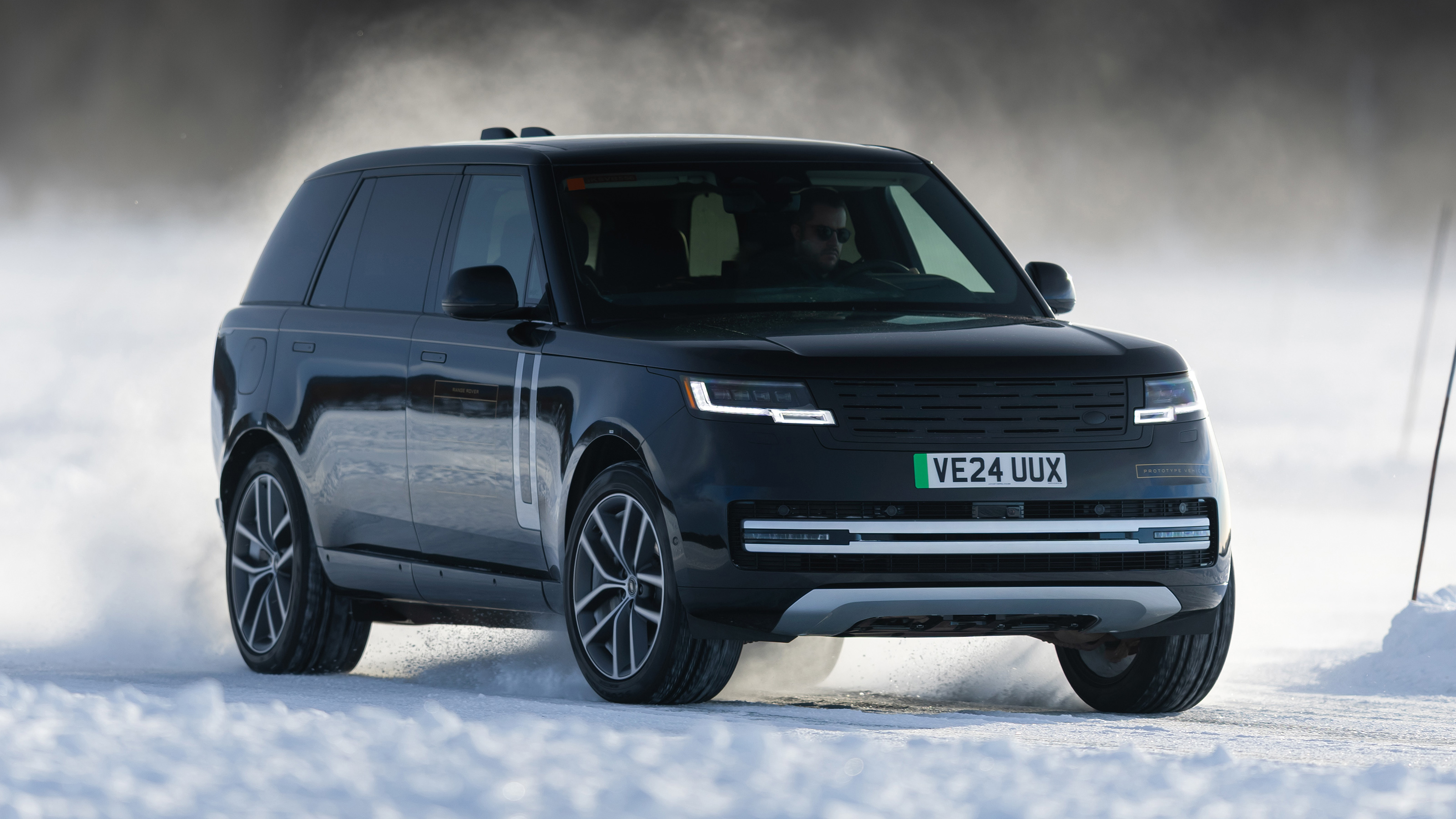 Range Rover electric front