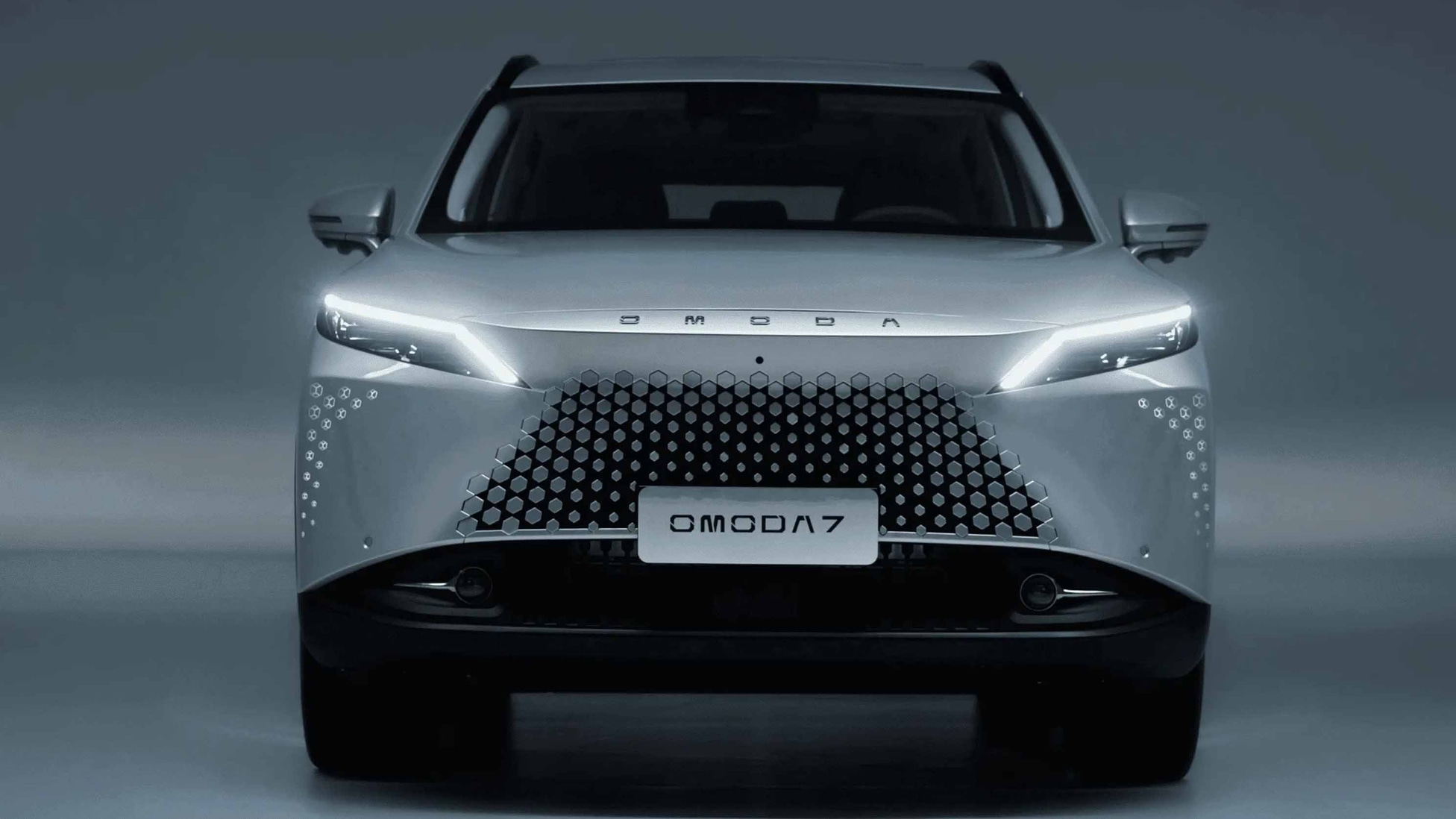 Moda 7 The Omoda 7 is a new 745-mile hybrid SUV coming your way this August ...