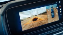Mercedes-Benz G580 camera