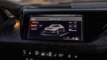 Audi e-tron GT performance touchscreen