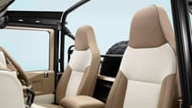 Land Rover Classic Defender Soft Top V8