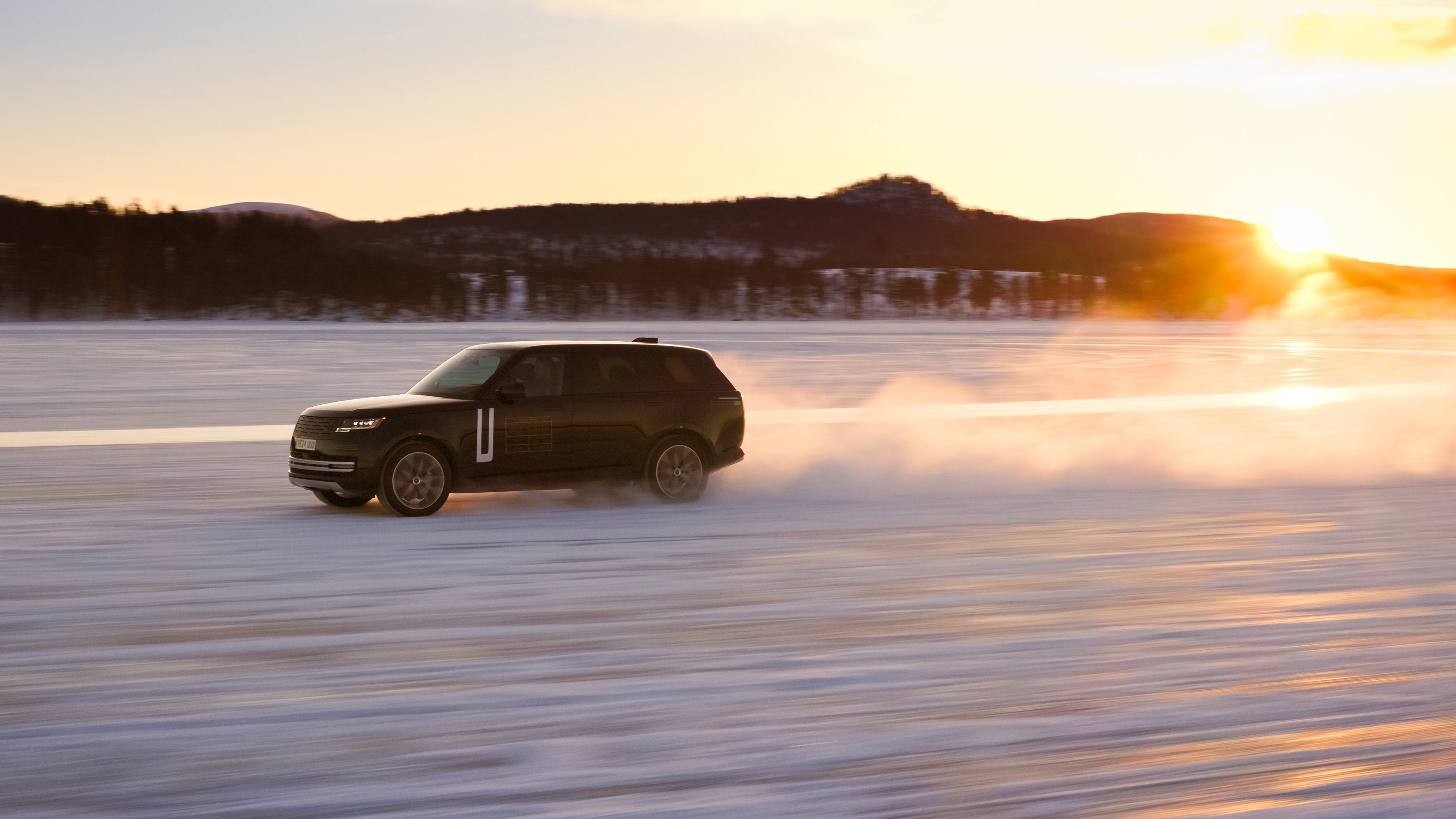 Range Rover electric front