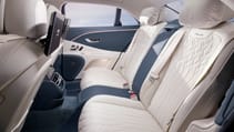 Bentley with new High Performance Hybrid V8 engine 2025