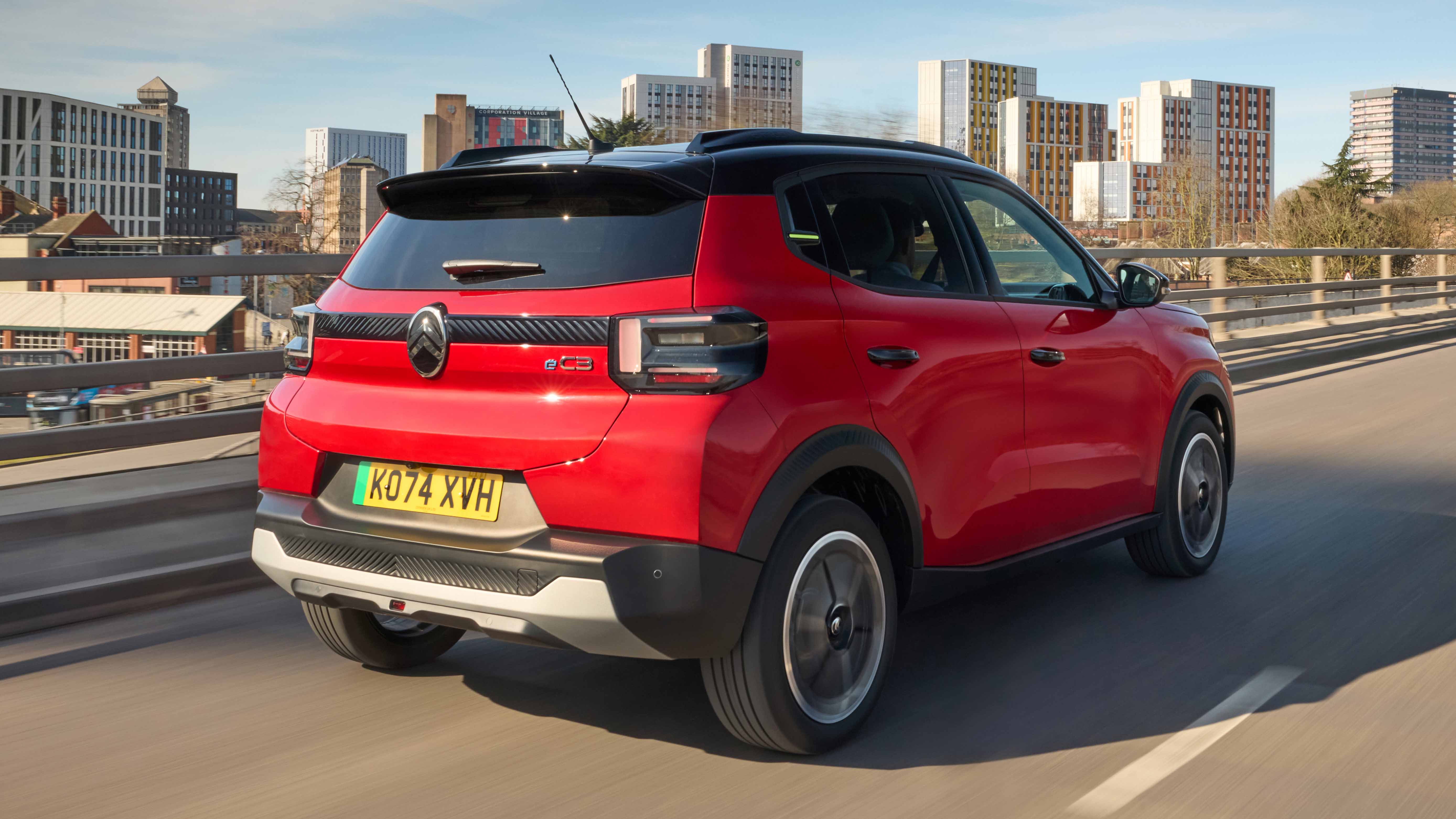 Citroen e-C3 exterior rear three quarter dynamic 