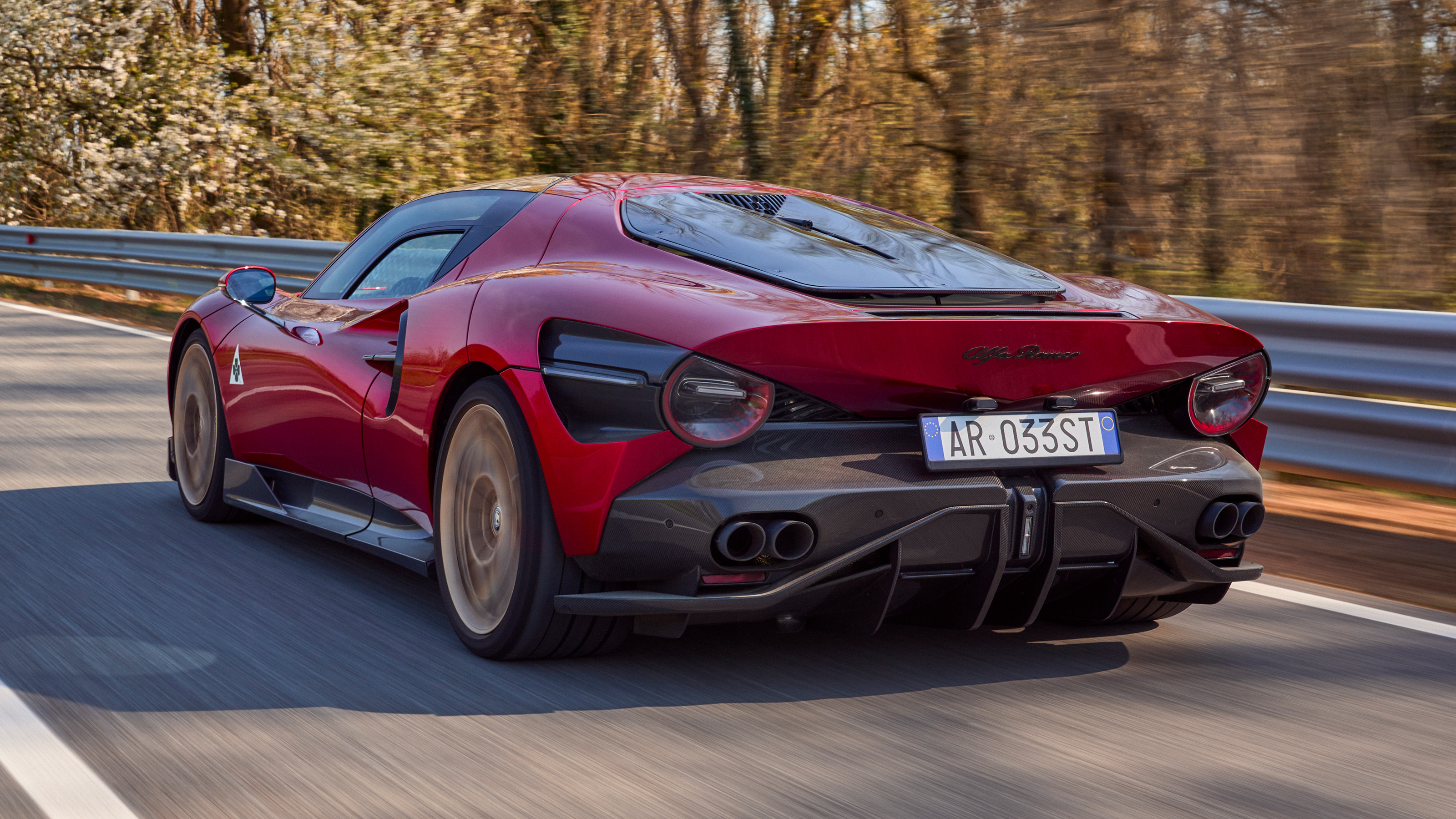 Alfa Romeo 33 Stradale rear