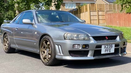 Nissan Skyline R34 GT-T  
