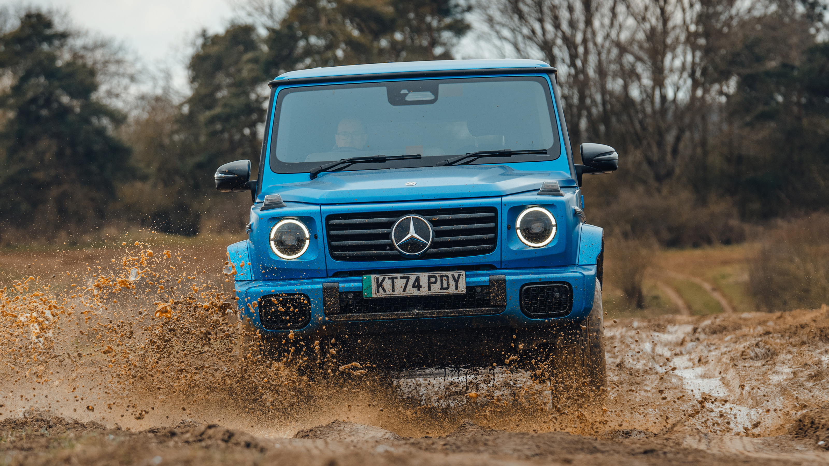 Mercedes-Benz G580 front