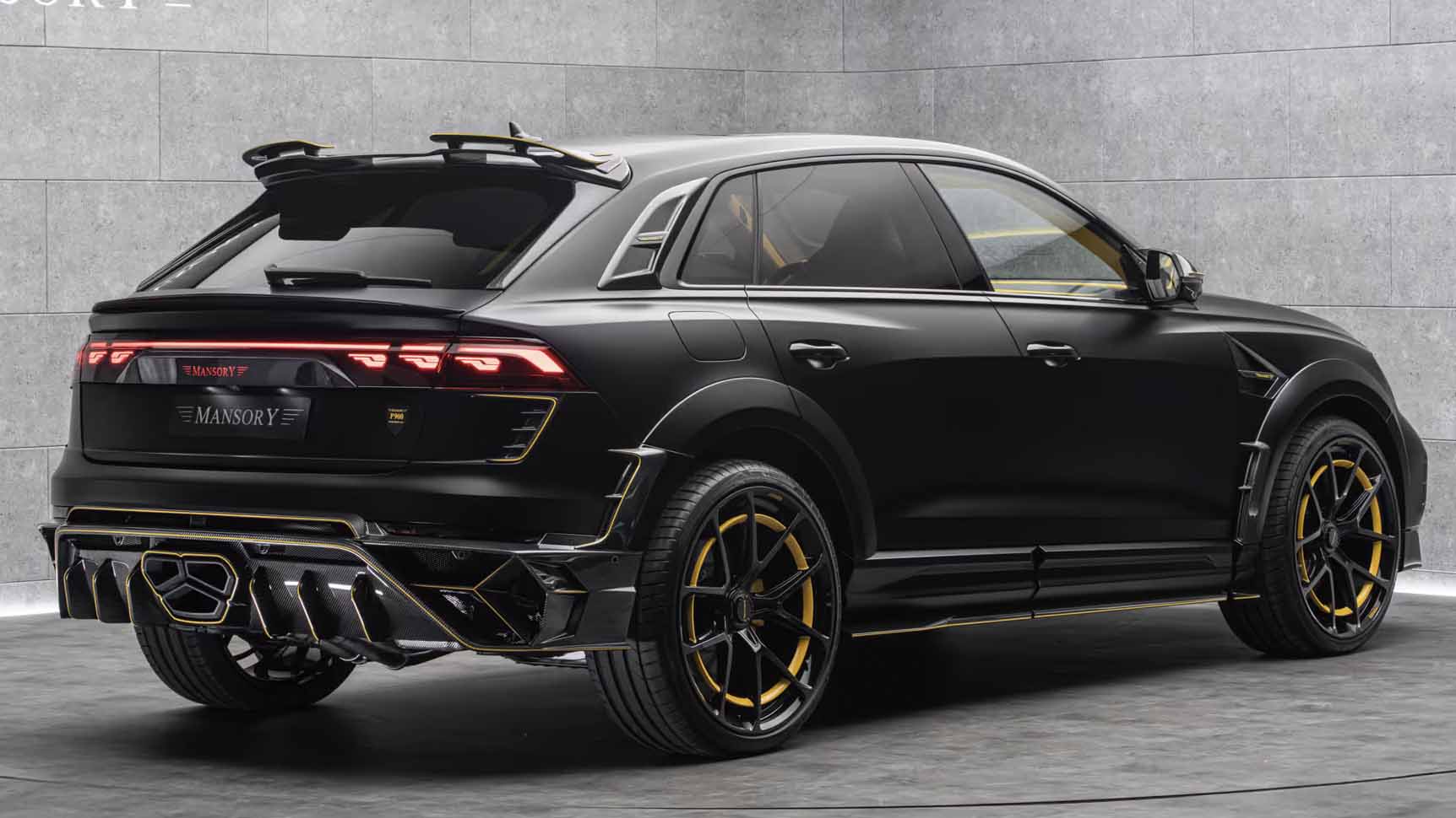 Mansory RSQ8 P900