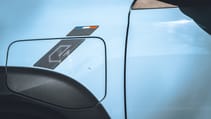 Renault 4 charging cover