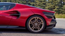 Alfa Romeo 33 Stradale rear wheels