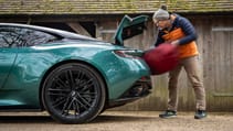 Aston Martin DB12