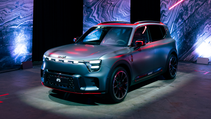 Exterior shot of Smart #5 Brabus, from front three quarter
