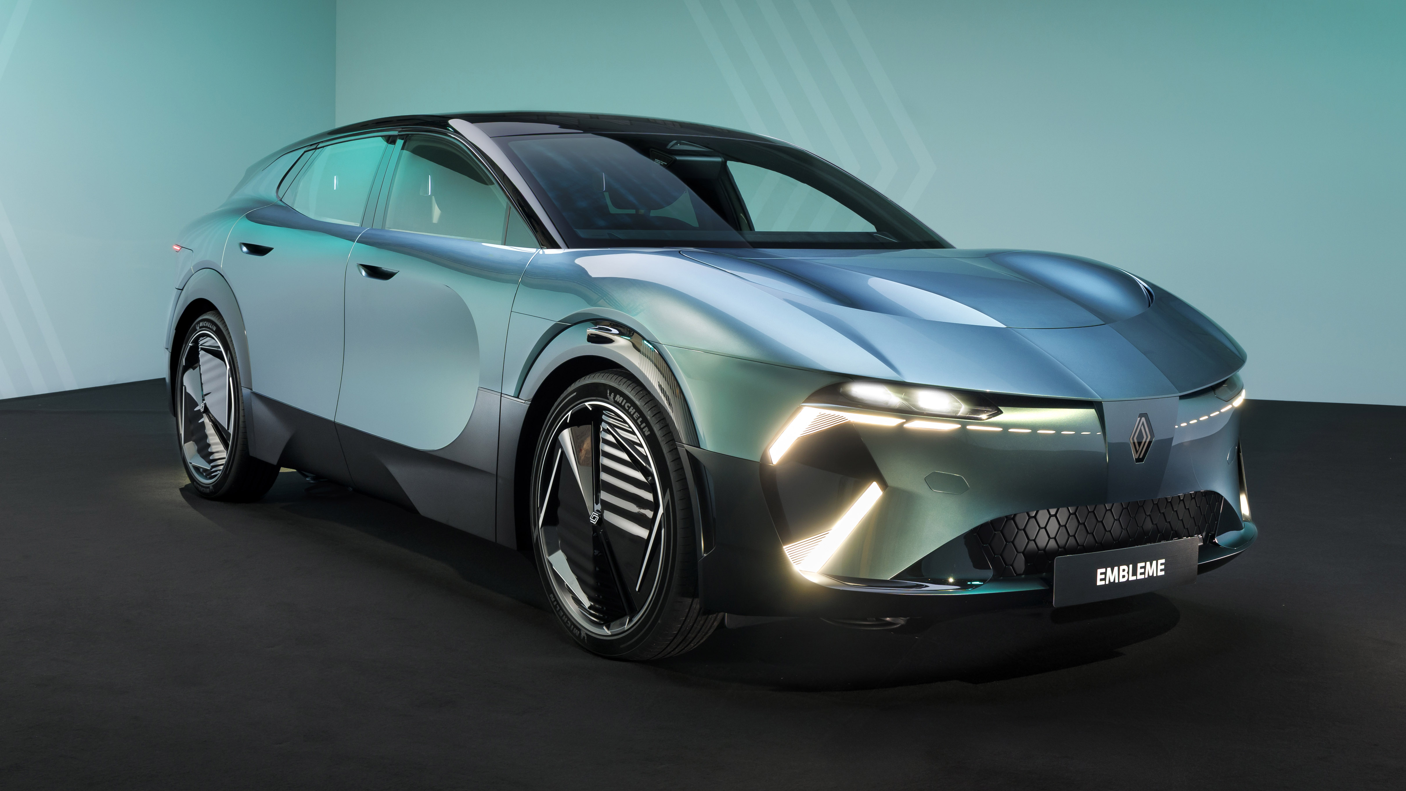 Renault Embleme Top Gear