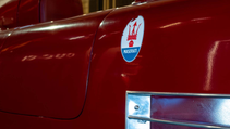 Close up shot of 1956 Maserati 200S wing icon