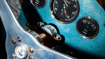 Close up shot of 1956 Maserati 200S steering wheel and speed dial