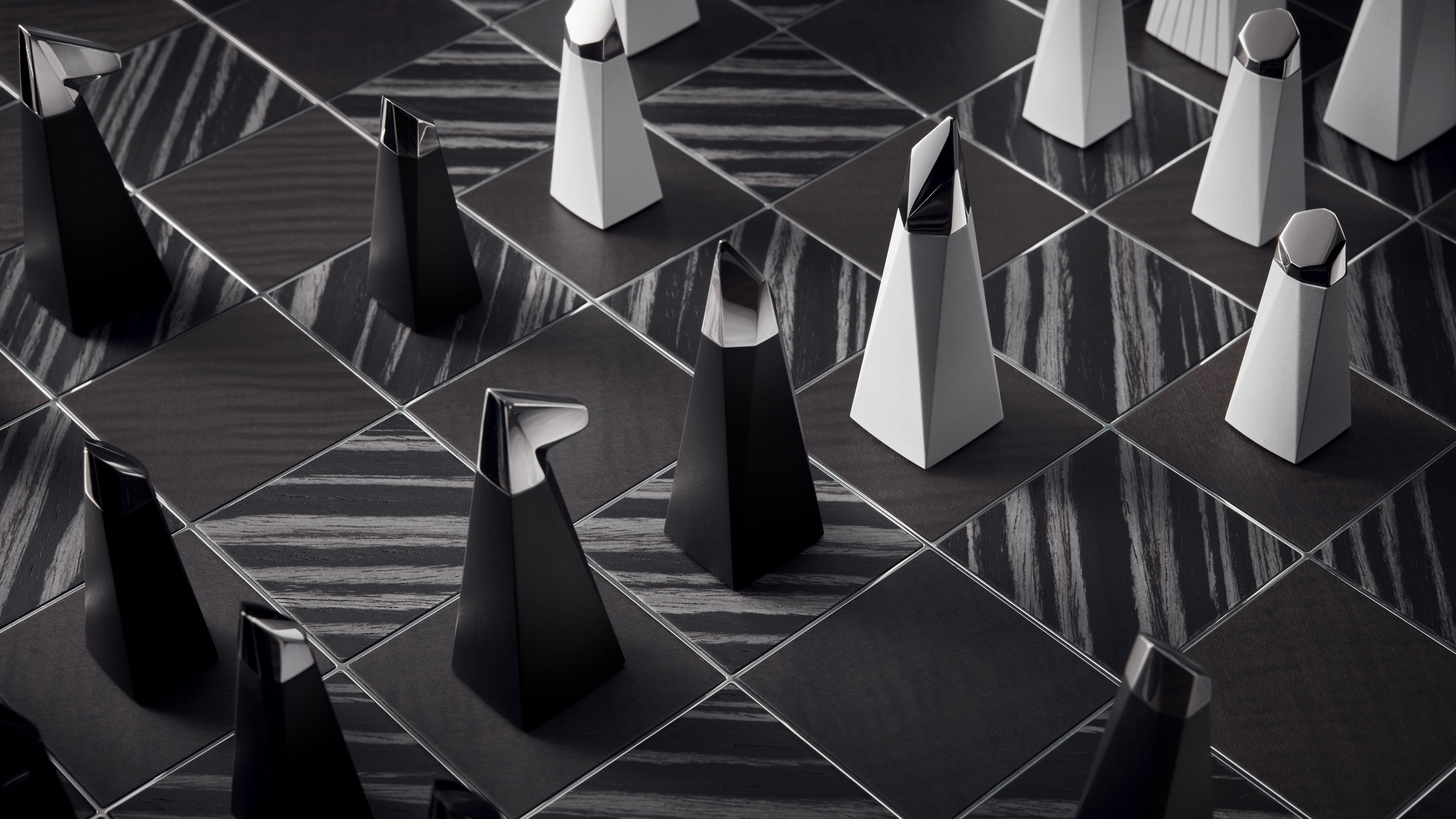 Rolls-Royce Chess Set 2025
